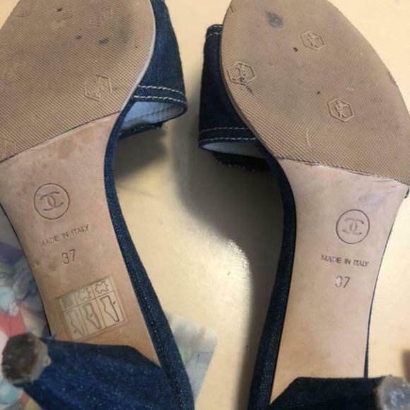 Chanel Camellia size women 6.5US